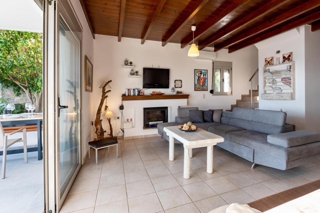 Achlia Beach Villa 外观 照片