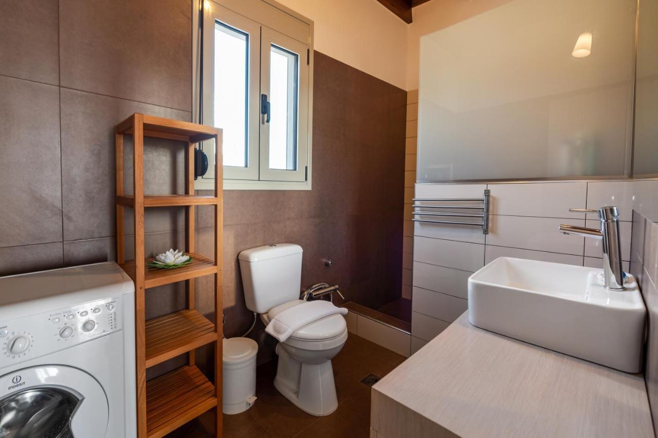 Achlia Beach Villa 外观 照片